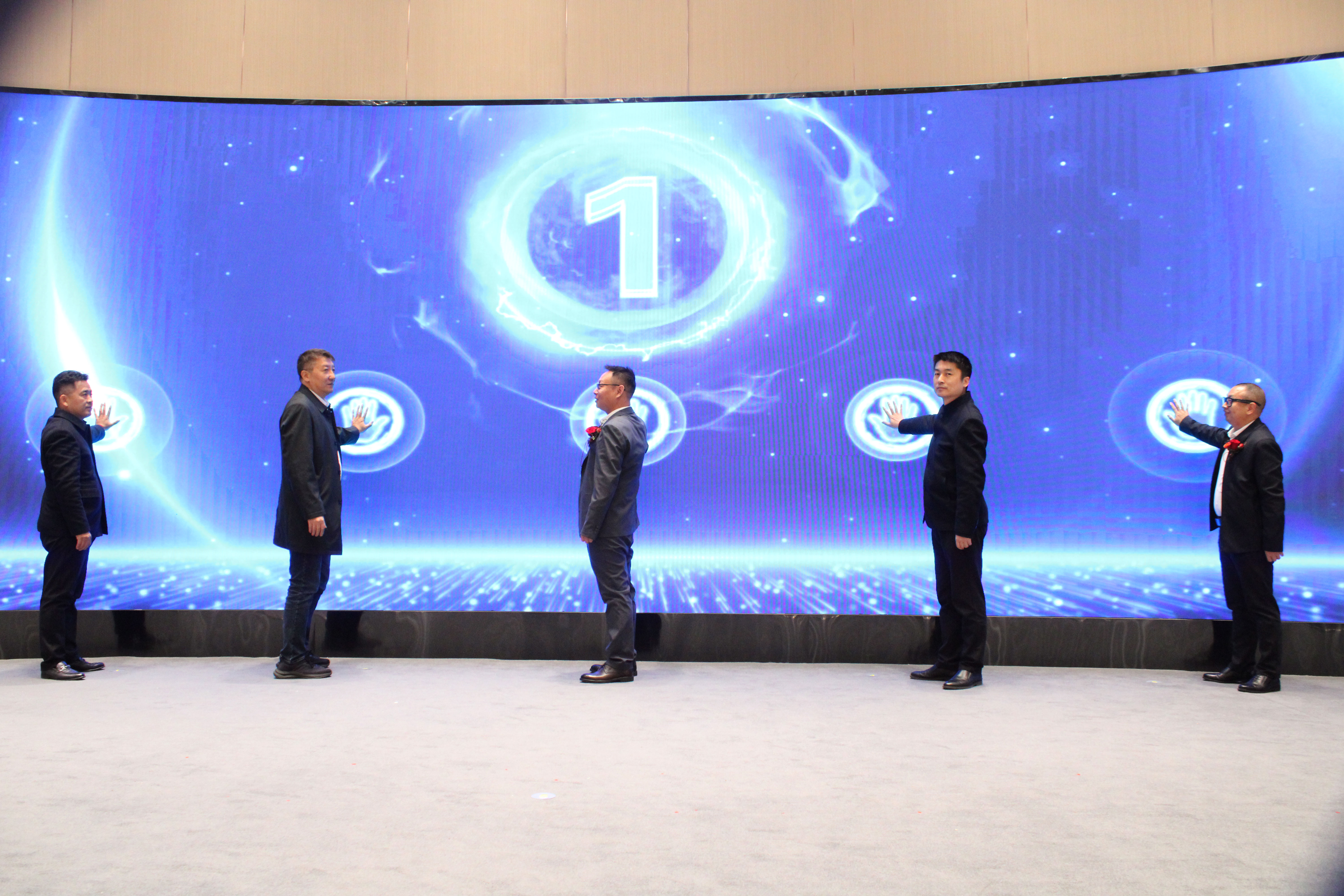 【智慧引领未来 创新驱动发展】陕西高能国产信息化终端设备设计研发生产基地正式投产(图7) 【智慧引领未来 创新驱动发展】陕西高能国产信息化终端设备设计研发生产基地正式投产(图7)