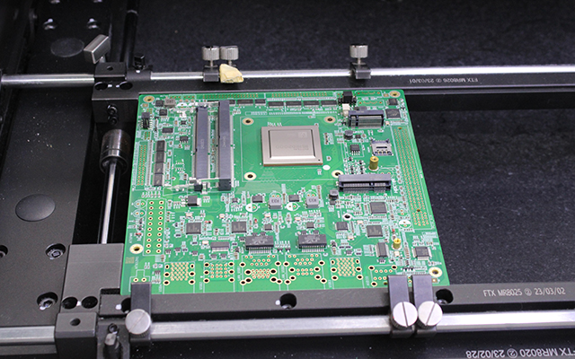 接口多样化:M-ITX国产主板的丰富连接性能 接口多样化:M-ITX国产主板的丰富连接性能